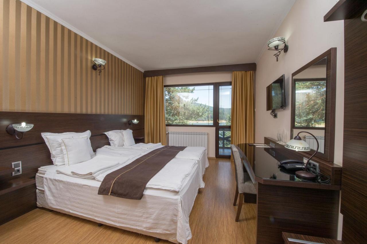 בטק Family Hotel Hebar מראה חיצוני תמונה