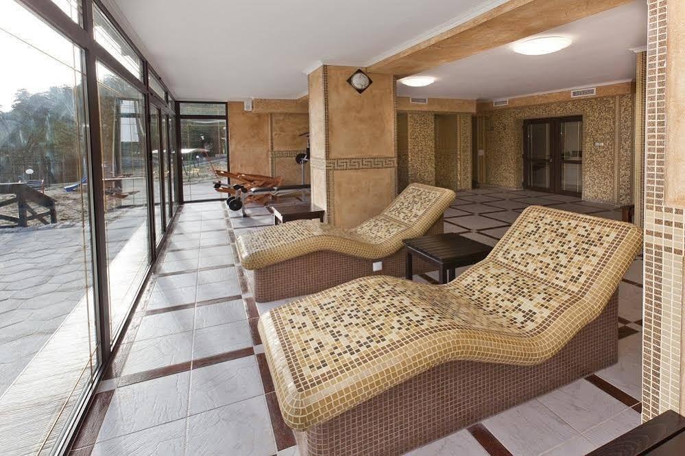 בטק Family Hotel Hebar מראה חיצוני תמונה